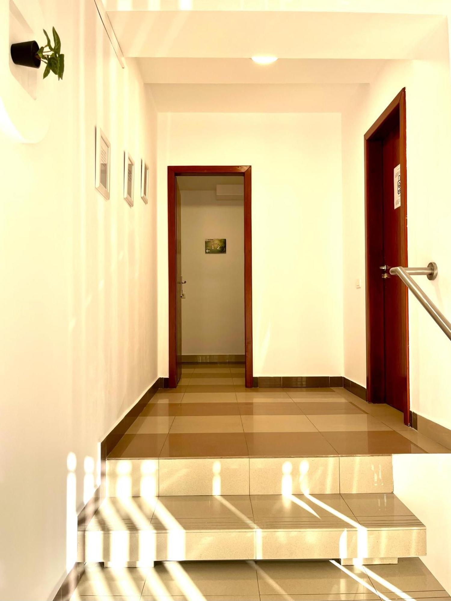 Cozy Hideout - Condo Hotel Timisoara Bagian luar foto